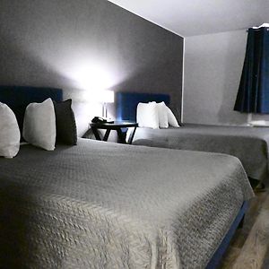 Deluxe Queen Room Two Queen Beds